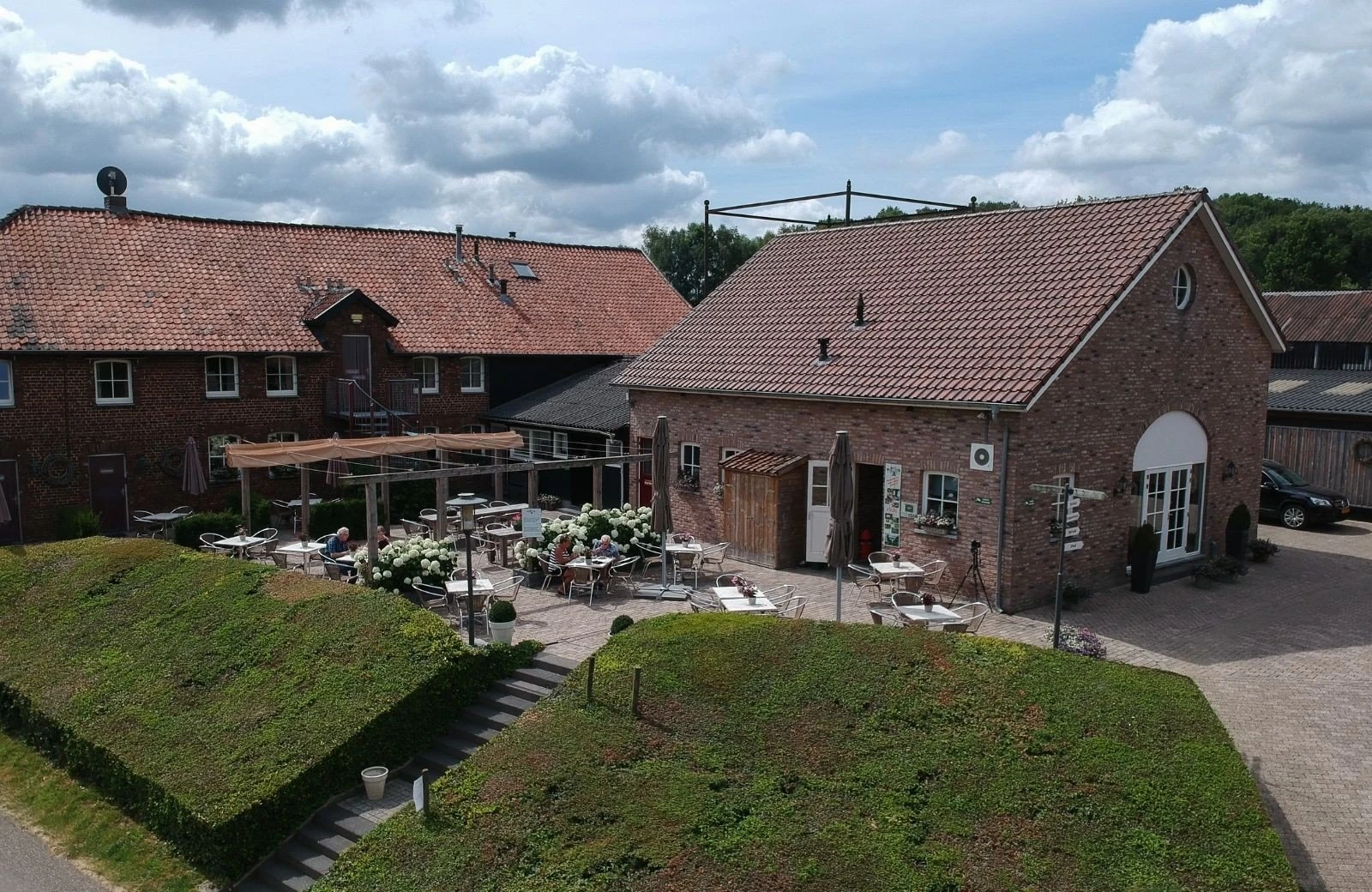 Receptie en boerderijterras 2